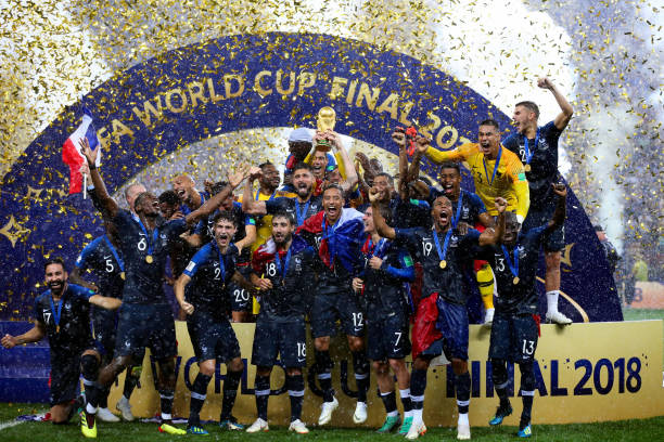 不仅顽强抵 不仅顽强抵