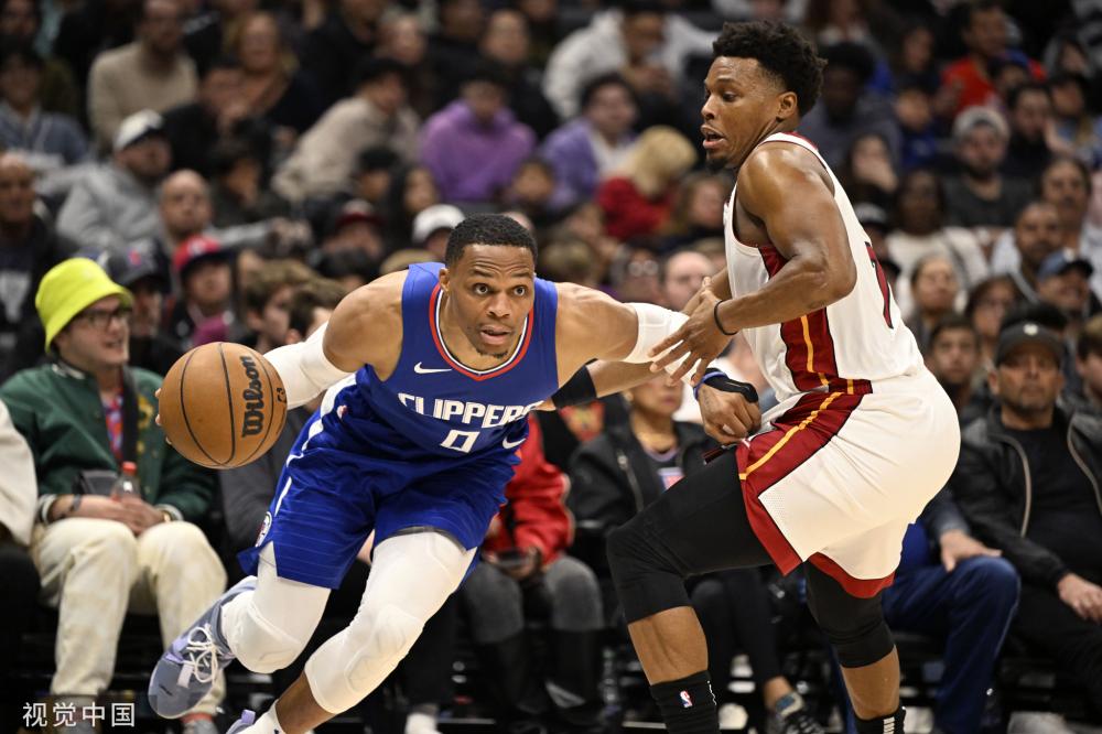 足坛焦点中 足坛焦点中